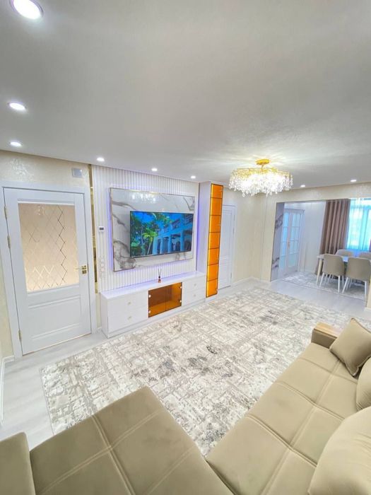 Срочна продаётся квартира метро новза 5-квартил