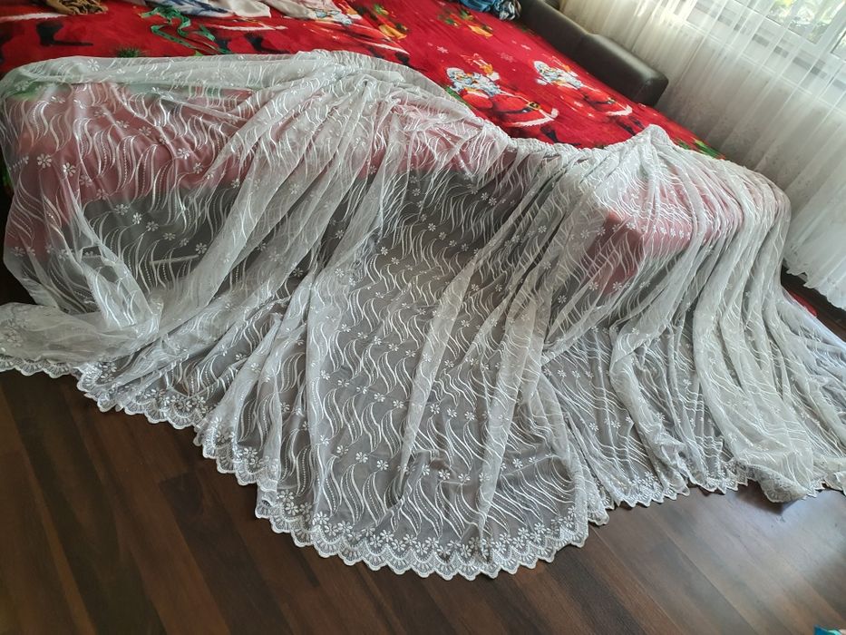 Perdea cu broderie si paiete 7.25 (3m) x 1.84m inaltime