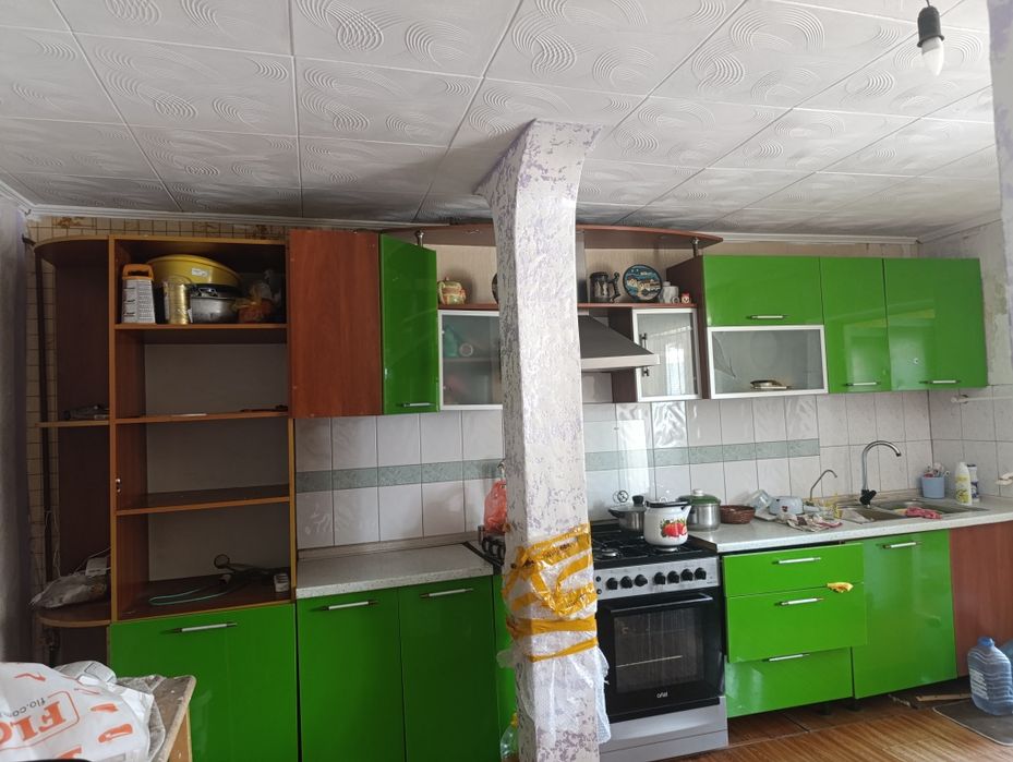 Продам кухонный гарнитур бу
