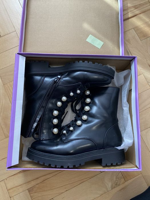 Дамски кожени боти