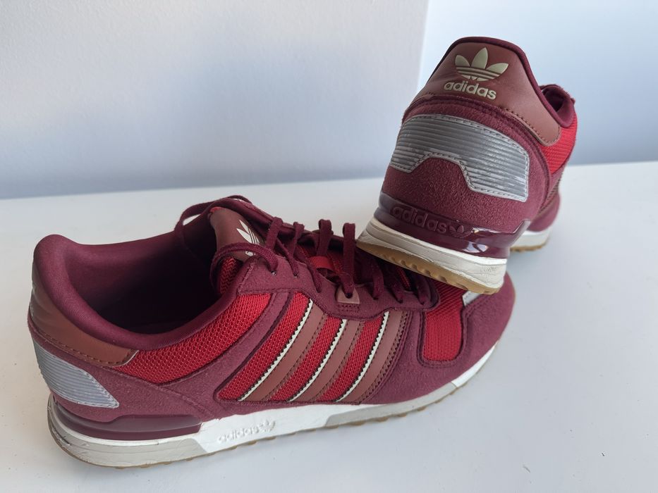 Adidasi adidas 43