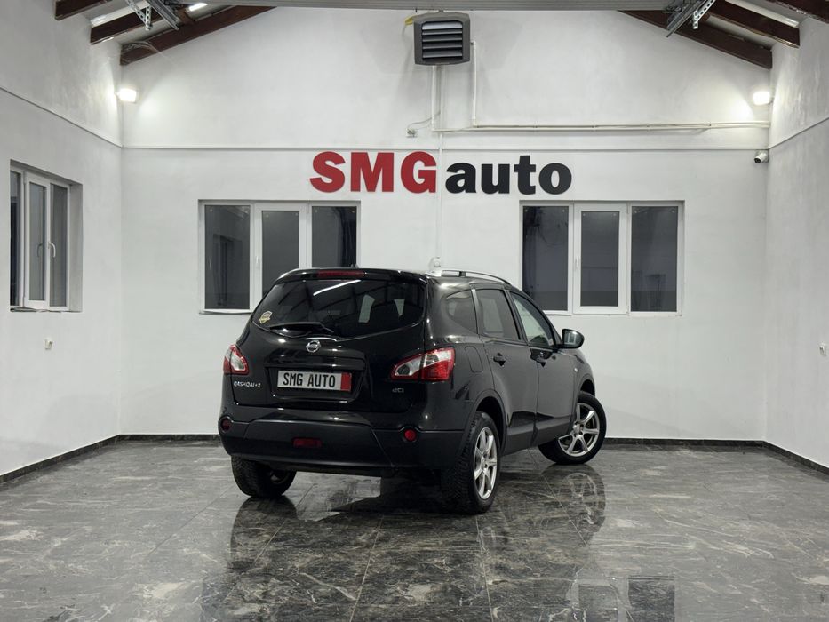Nissan Qashqai 11/2010 2.0 dci 150 CP 7 Locuri SE POATE IN RATE