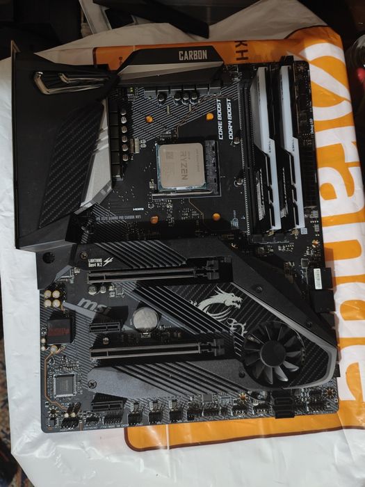 MSI X570 Pro Carbon Wifi + Ryzen 9 5950X + 32GB RAM