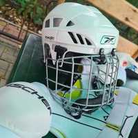 Хоккейный шлем "Reebok", "S" Size.