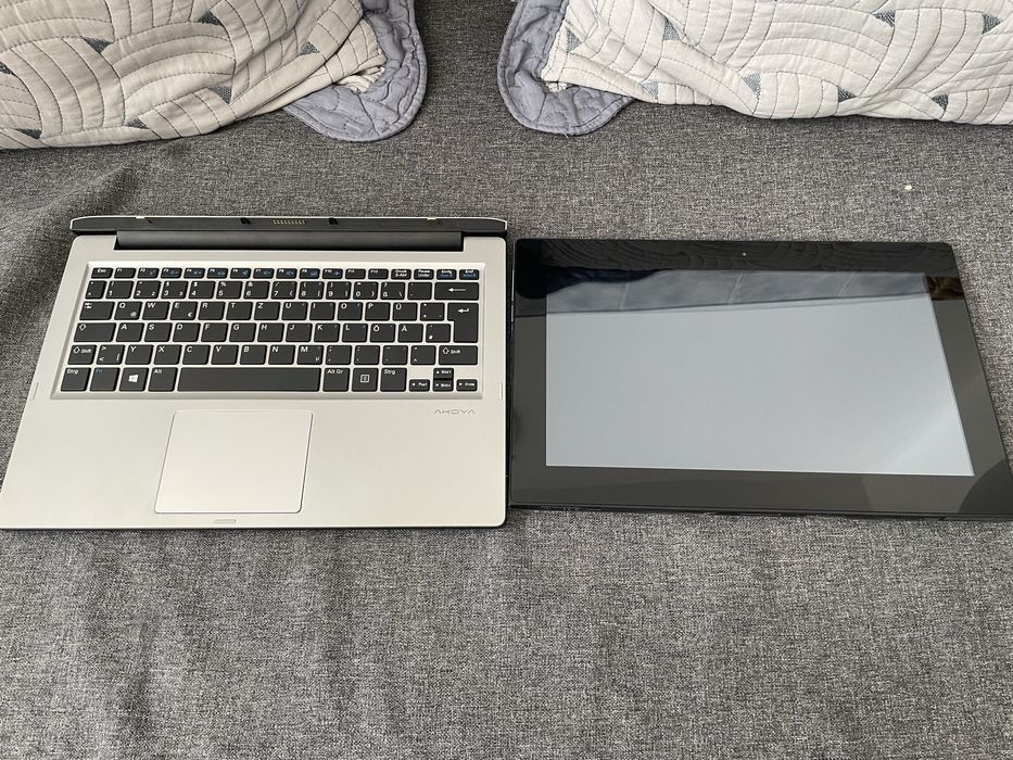 Tableta/laptop medion md99720