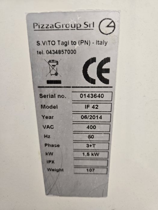 Продается Итальянская тестомесильная машина