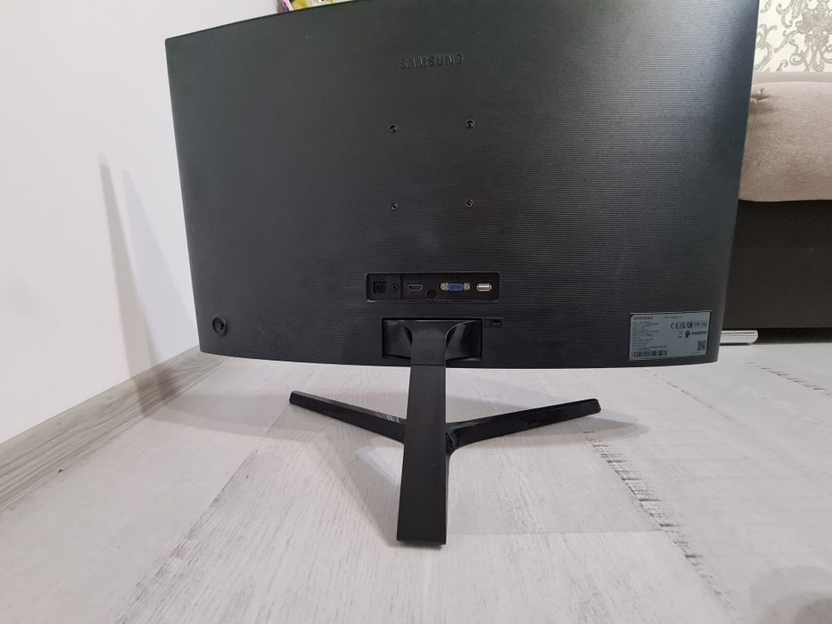 Monitor Samsung S3, 27 inch, stare foarte bună, cu garanție