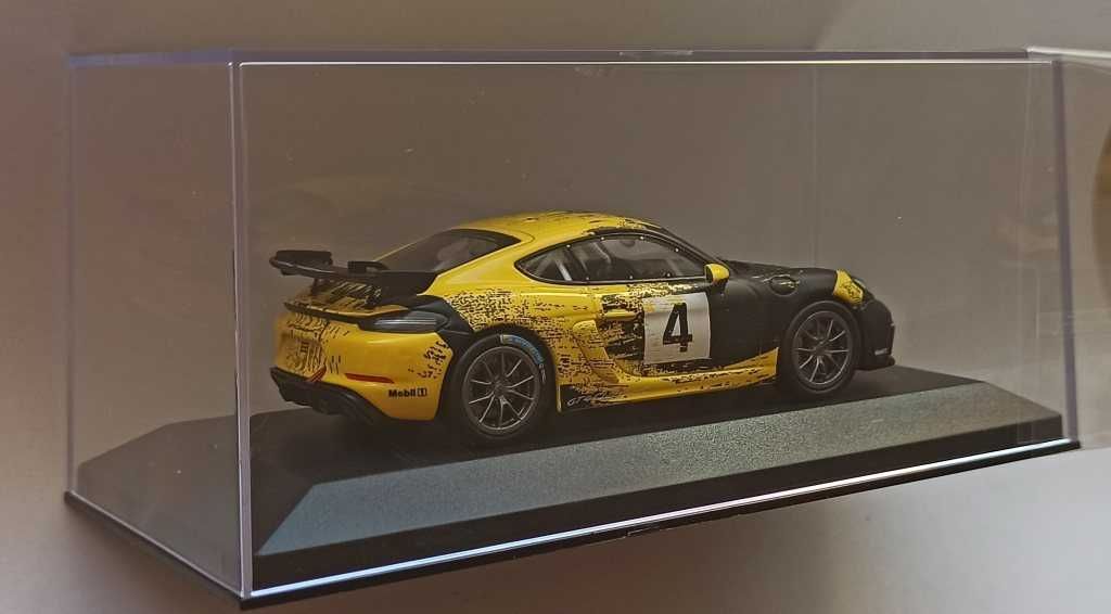 Macheta Porsche 718 Cayman GT4 2019 Forza Motorsport - Minichamps 1/43