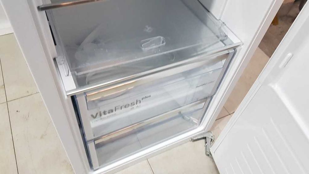 Хладилник за вграждане Bosch KIL82ADE0 Serie 6 код 2798