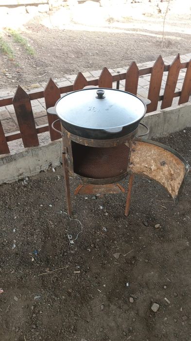 Чугунный казан 16л с крышкой