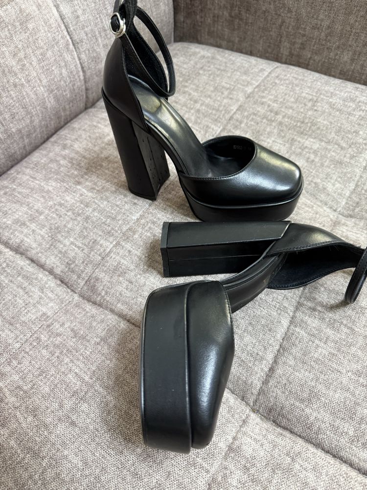 Продам Туфли Zara