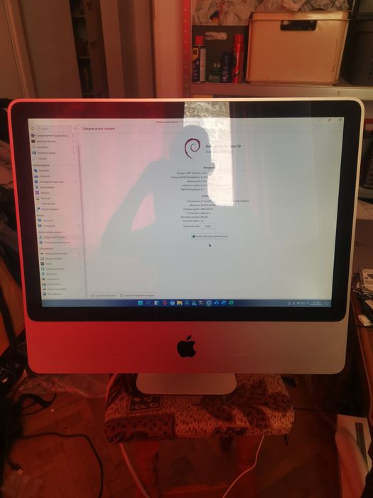 IMac 21,5 an 2009 linux instalat