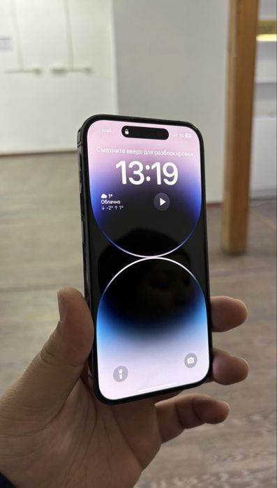 Продам Iphone 14 pro