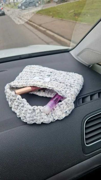 Geantă croșetată unică