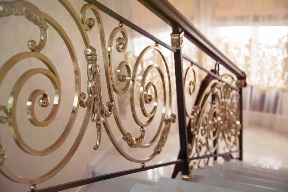 Латунные перила, латунные балясины, латунь, лестница из латуни