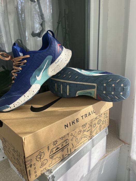 Adidasi nike trail 42