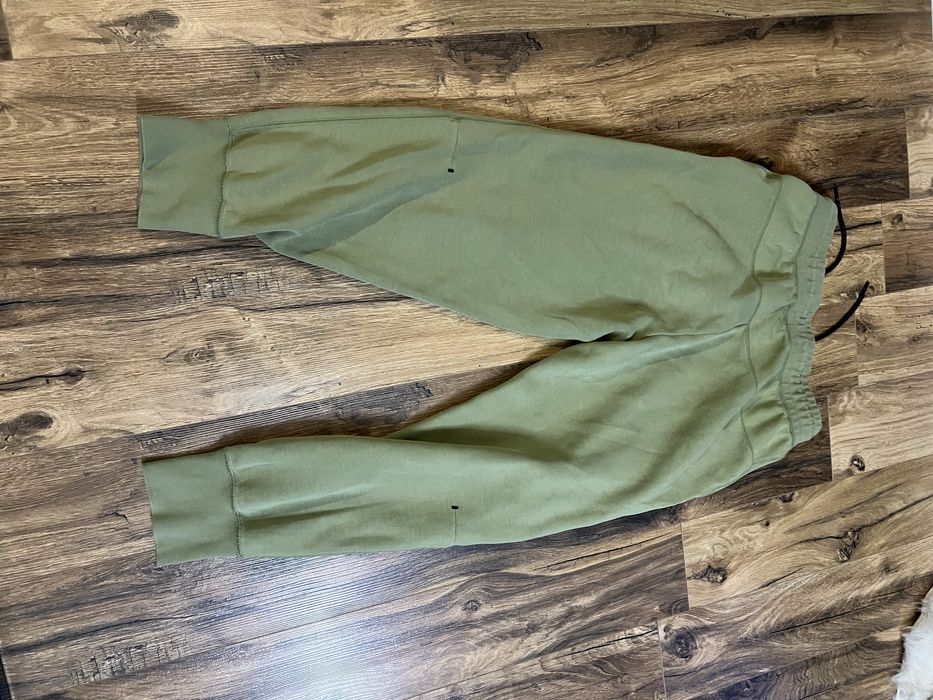 Nike Tech Fleece Wmns size M