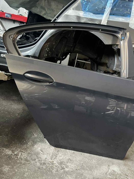 Bmw G30 десни врати перфектни