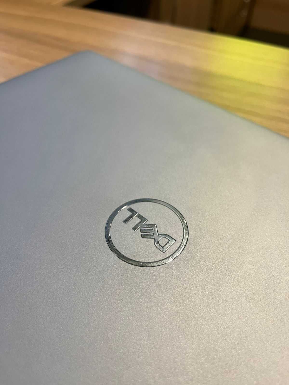 Ноутбук Dell Latitude 5420. Core i5-1135G7 2.4/4.2 GHz, 16/256 GB