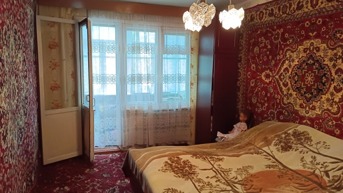 Продам 2х комнатную в Согре по ул. Егорова 4, торг при осмотре!