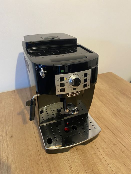 Expresor espressor  cafea DeLonghi Magnifica S