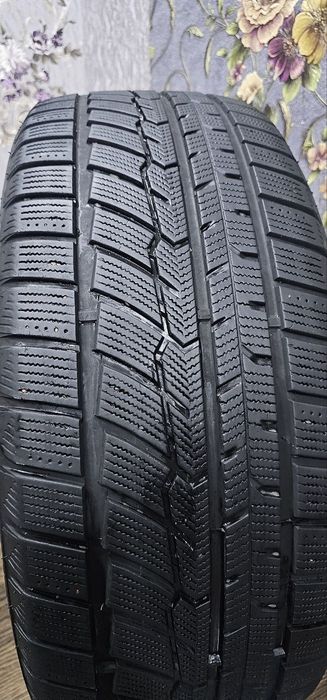 Продаётся зимний комплект колёс бу.