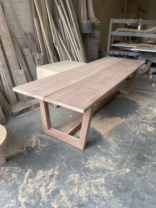 Столы из дерево