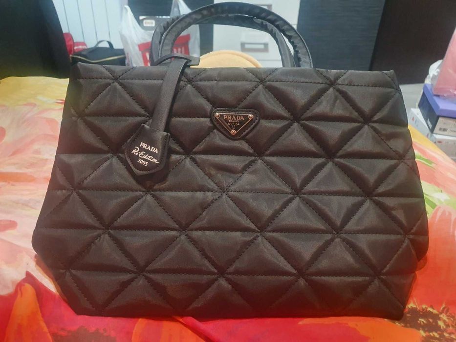 Нова Чанта PRADA