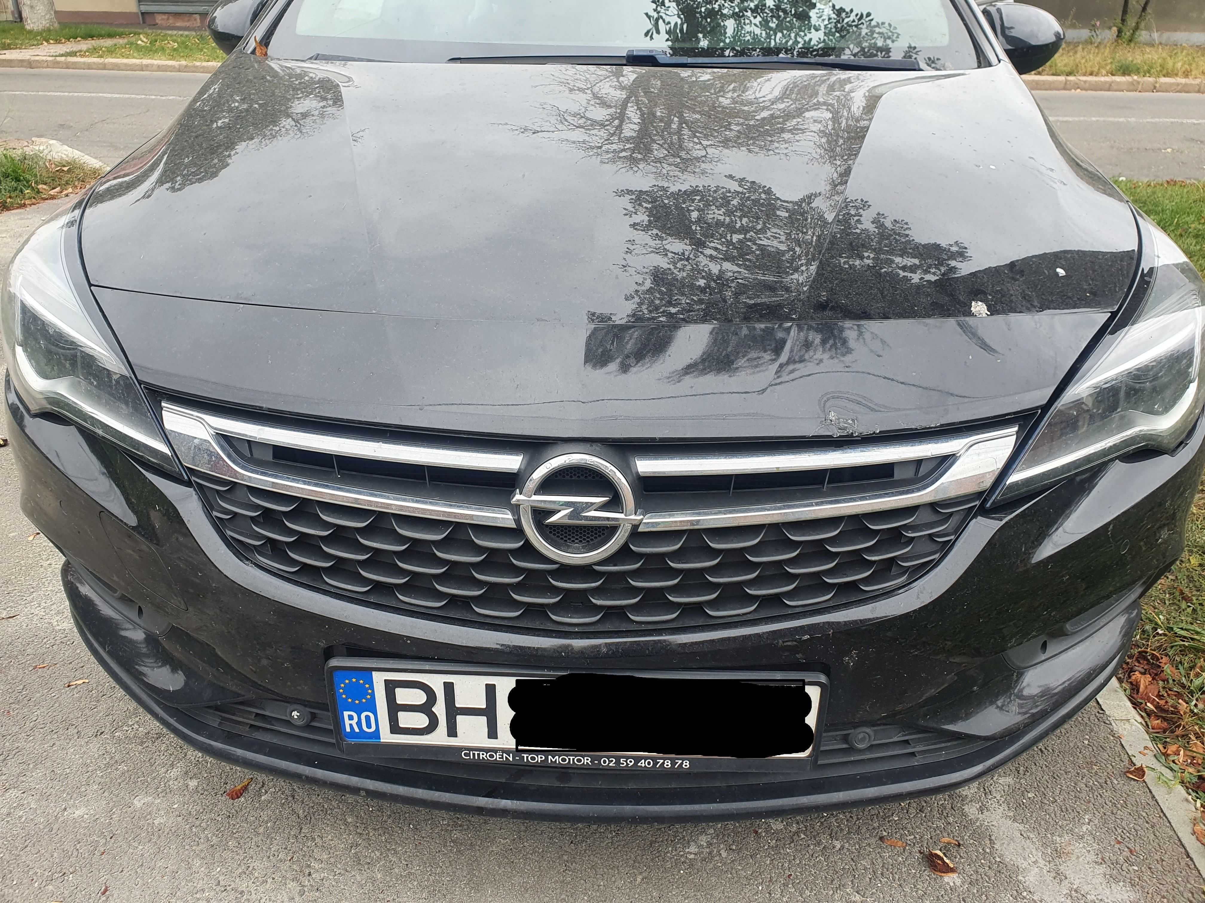 Bara fata Opel Astra Sport 2016