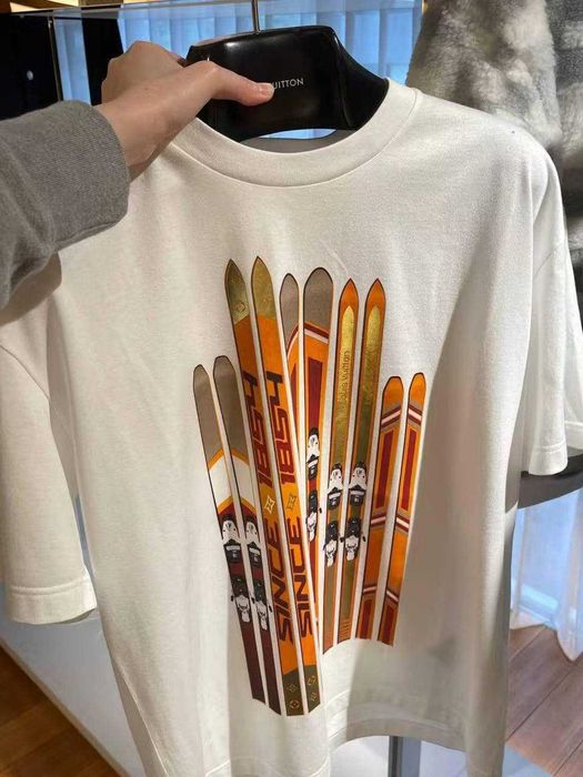 Tshirt Louis Vuitton Тенска LV 2025 нов модел