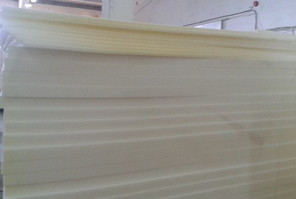 Producator burete calitate, orice dimensiuni, saltele, perne, placi