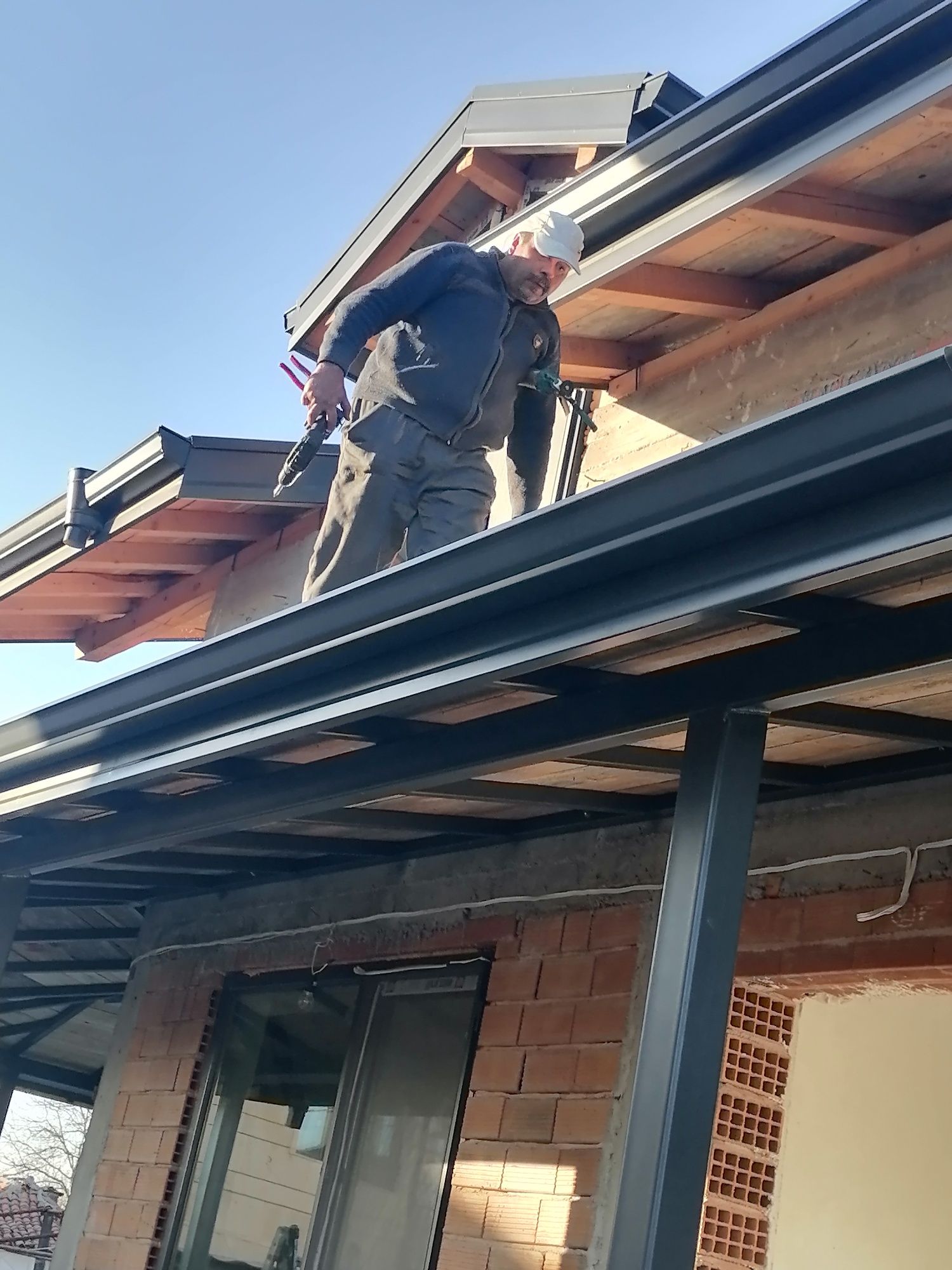 Ремонт на покриви Безшевни улуци тенекеджийски услуги