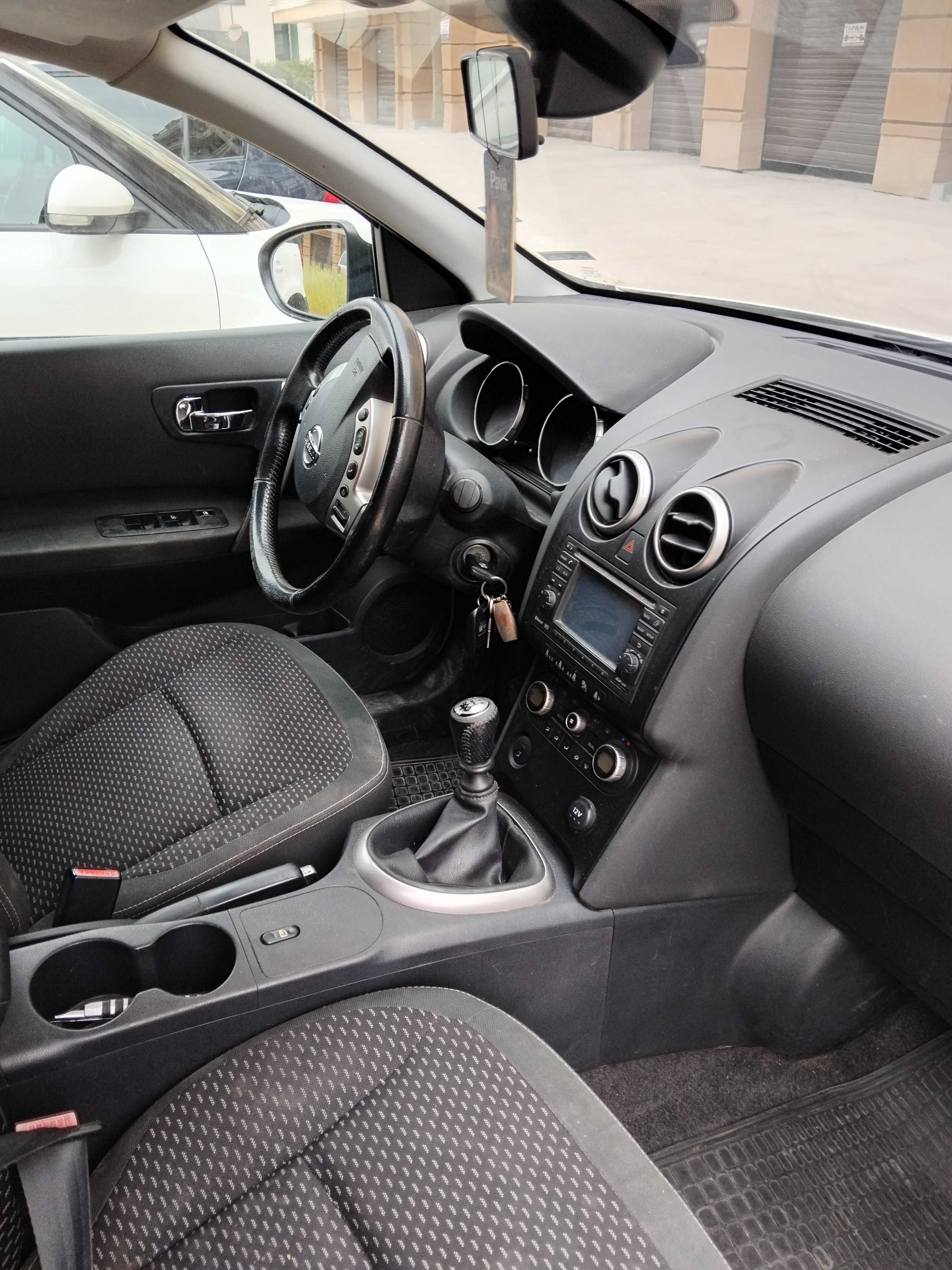Продавам-Nissan Qashqai-Панорама
