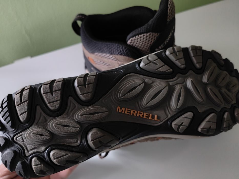 Ghete barbati merrell