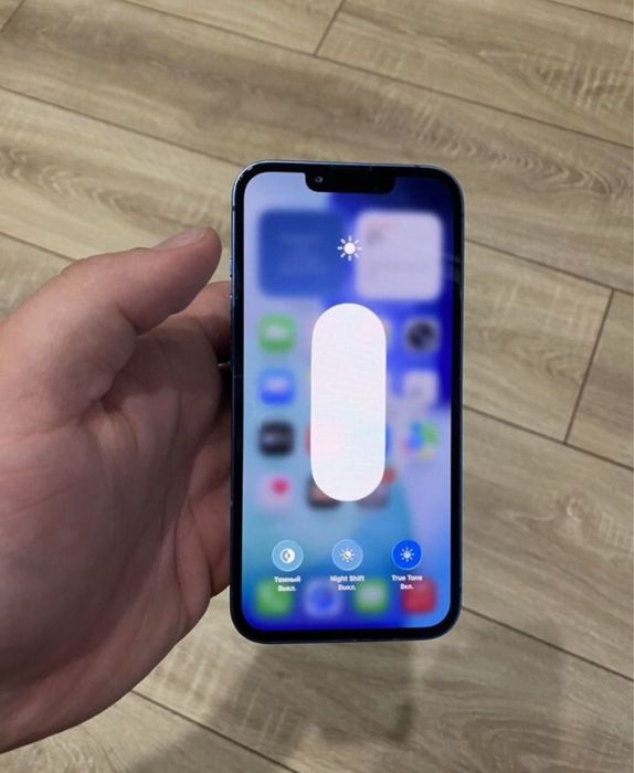 iPhone 13 128Gb с гарантией