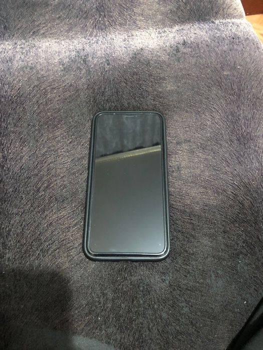 Продам Айфон Х 256гб