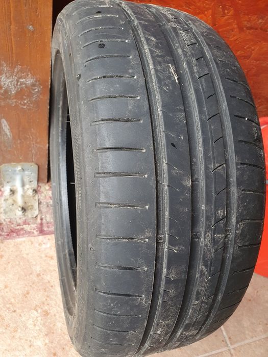 Vand 2 cauciucuri Dunlop de vara 195/50R15