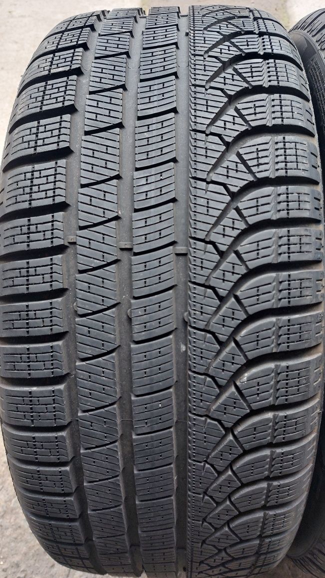 Зимни гуми 255/45/20 Pirelli P Zero Winter 2 броя