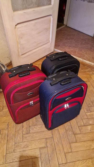 Vand 3 trolere ( genti voiaj )