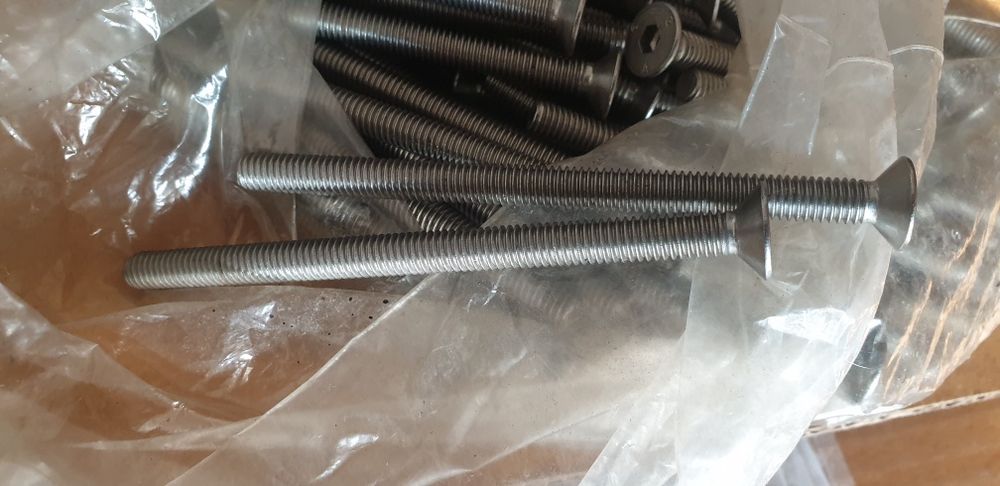 M11 X 90 surub plat hexagonal