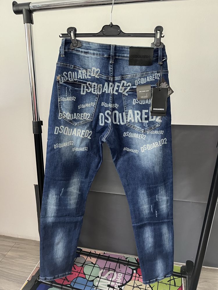 Blugi Dsquared2 Logo draw 46