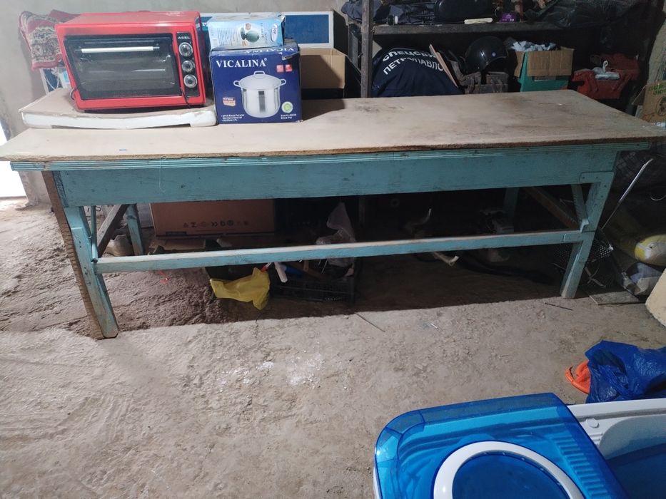Продам стол со скамейкой