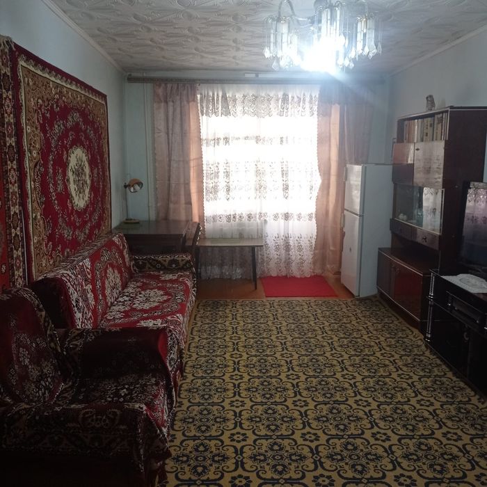 продам двухкомнатную квартиру