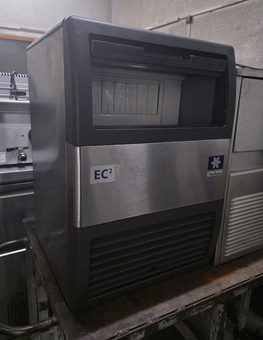 Професионален ледогенератор Manitowoc 28 кг./24 ч.