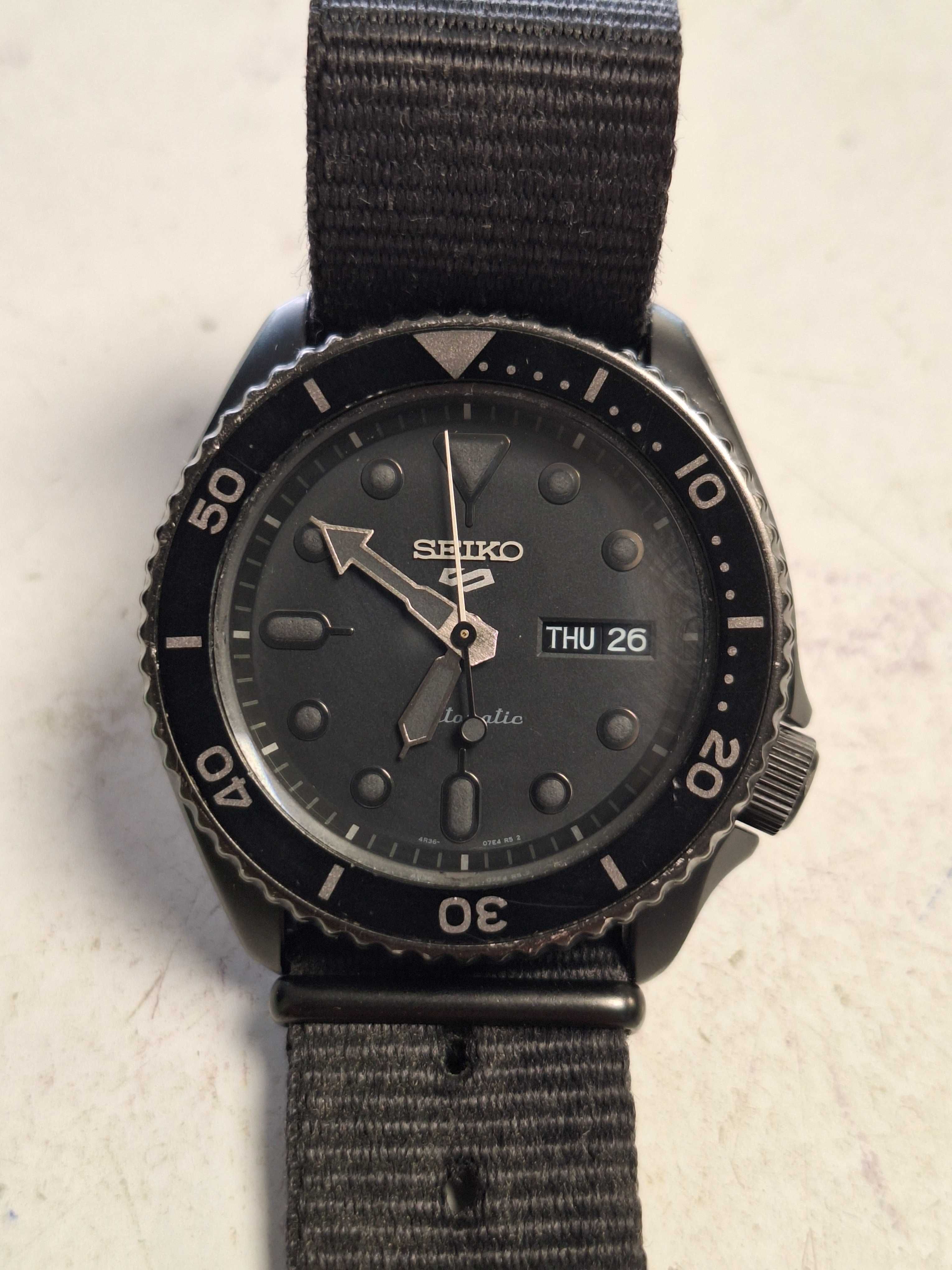 Часовник Seiko Sport Men Watch