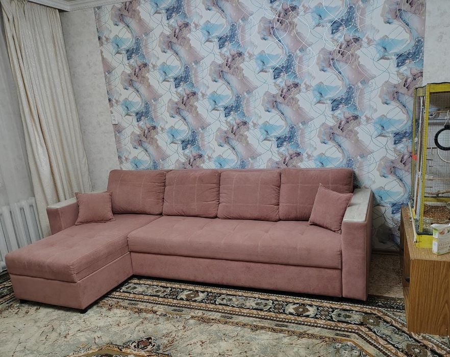 Диван в хорошем состоянии