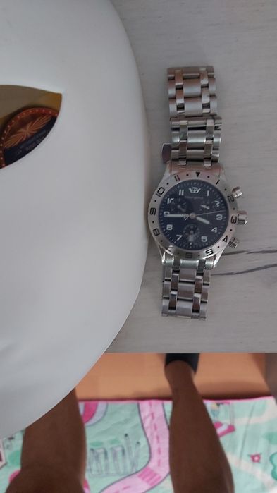 Часовник philip watch