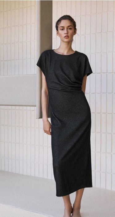 Zara рокля с драперия размер С