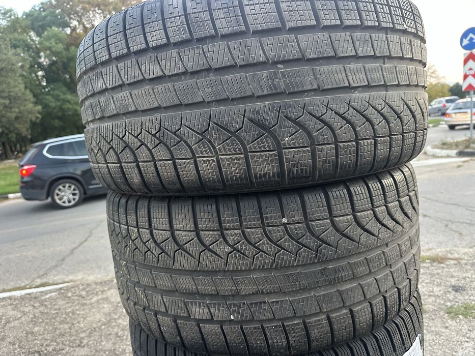 275/40/19-Pirelli