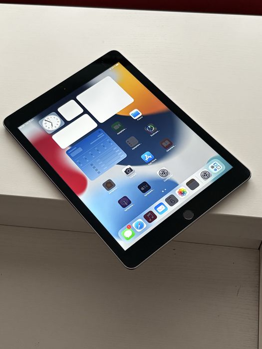 Apple iPad AIR 2 - Cellular + Wifi, impecabil